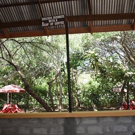 Rainbow Executive Lodge Boma la Ngombe Eksteriør bilde