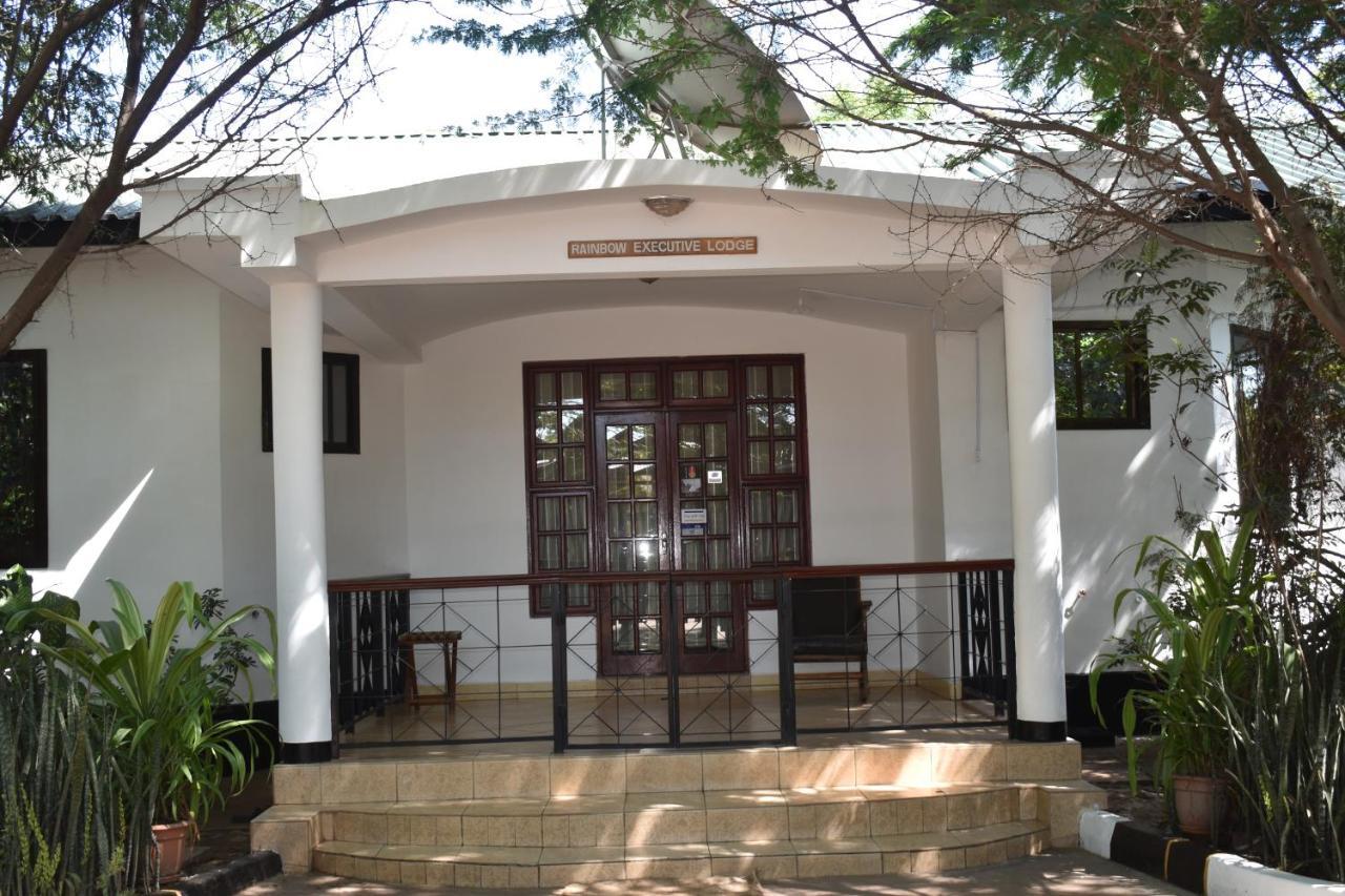 Rainbow Executive Lodge Boma la Ngombe Eksteriør bilde